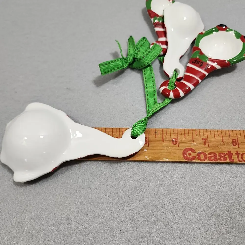 Gnome Nesting Cup Measuring Spoons Christmas Holiday Ceramic Set of 4